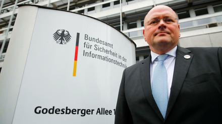 Arne Schönbohm und das Bundesamt für Sicherheit in der Informationstechnik stehen in der Kritik. 