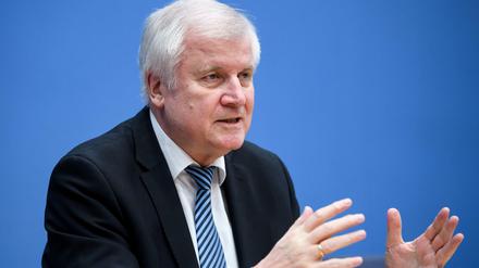 Horst Seehofer (CSU), Bundesminister für Inneres, Heimat und Bau