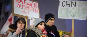 Studierende in Berlin demonstrieren im Januar 2018 für einen neuen studententischen Tarifvertrag.