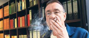 „Lieber ist es mir, dass ein Schuldiger freikommt, als dass wegen Fehlern ein Unschuldiger eingesperrt wird“, sagt Ulrich Dost-Roxin.
