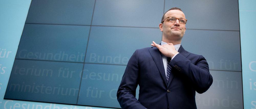 Jens Spahn (CDU), Bundesgesundheitsminister, will eine gesunde Demokratie - ohne schmutzige Einwürfe von rechts.