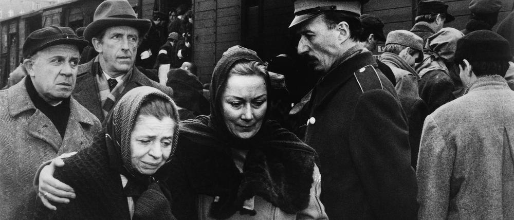 Eine Szene aus der TV-Serie "Holocaust - Die Geschichte der Familie Weiss", die seit Montag in den dritten Programmen wiederholt wird.