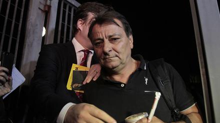 Cesare Battisti verlässt im Jahr 2015 das Polizeirevier in Sao Paulo.