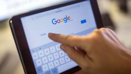 Nach Einschätzung des EU-Gutachters sollen Suchmaschinen wie Google Links zu Internetseiten mit sensiblen Daten löschen.