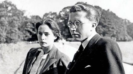 Seelenverwandte. Hannelore Trautwein und Hermann Lenz im Juni 1938 im Englischen Garten.
