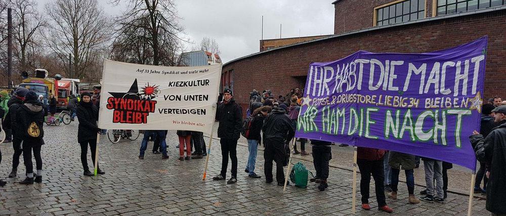 Neuköllner Kiezkneipe "Syndikat" kämpft gegen Verdrängung.