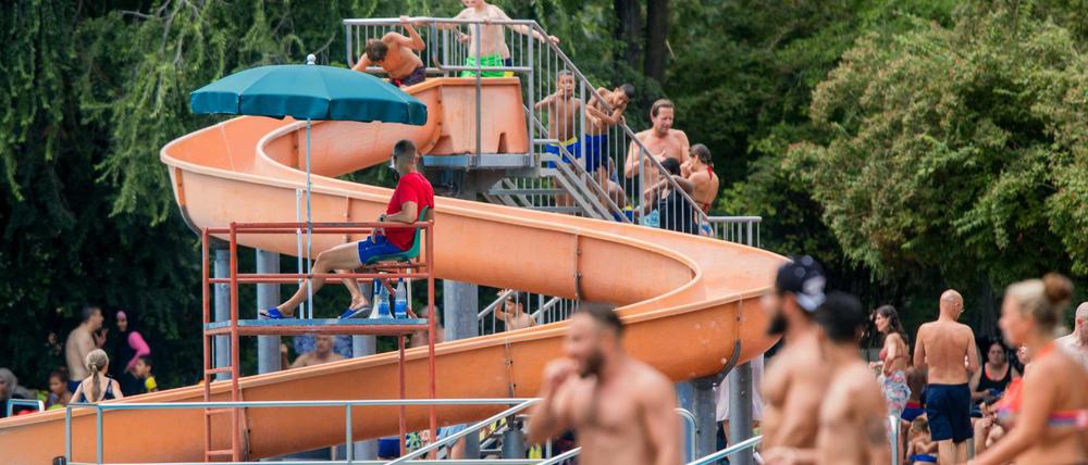 Das Prinzenbad in Kreuzberg war des beliebteste der Berliner Bäder. 330 000 Menschen gingen hier 2018 baden.