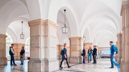 Unruhige Zeiten. Am Fachbereich Wirtschaftswissenschaften der Berliner Hochschule für Wirtschaft und Recht (HWR) gibt es tiefe Gräben. 