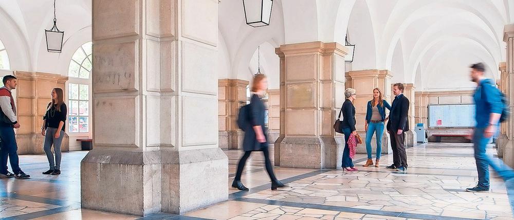 Unruhige Zeiten. Am Fachbereich Wirtschaftswissenschaften der Berliner Hochschule für Wirtschaft und Recht (HWR) gibt es tiefe Gräben.