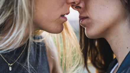 Frauending. Gynosexuelle fühlen sich zu weiblichen Attributen hingezogen.