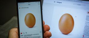 Weltrekord Ei im sozialen Netzwerk Instagram. Ein normales Ei ist der beliebteste Beitrag von Instagram. Mehr als 24 Millionen Menschen haben auf gefällt mir geklickt und damit den bisherigen Rekord von Kylie Jenners gebrochen. 