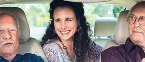 Zustieg auf halber Strecke. Andie MacDowell begleitet Richard Dreyfuss (l.) und Chevy Chase auf deren Comeback-Tour zu den Comedy-Bühnen.