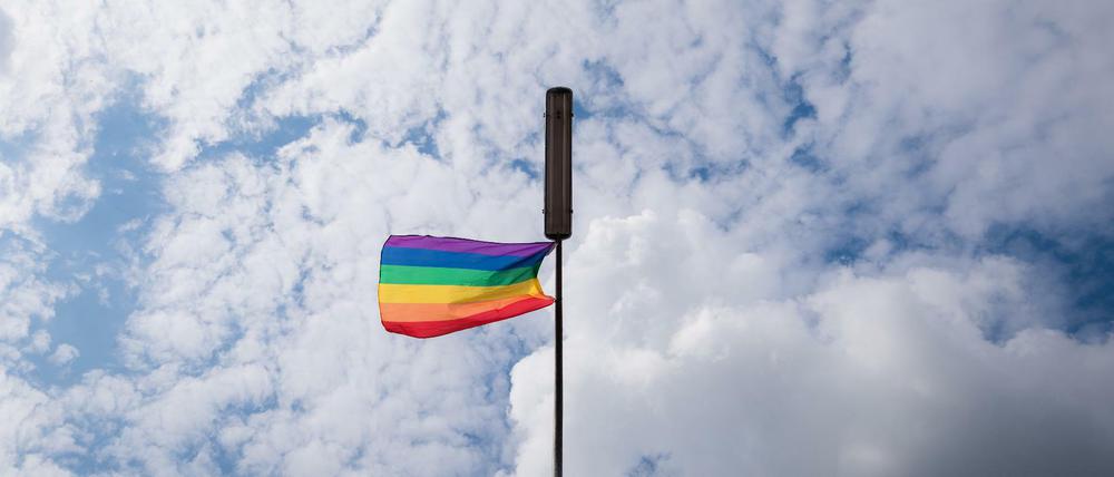 Auch Homosexuelle werden Opfer von Zwangsverheiratung.