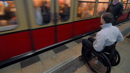Noch nicht überall freie Fahrt. Aktuell sind noch nicht alle S- und U-Bahnhöfe in Berlin barrierefrei.