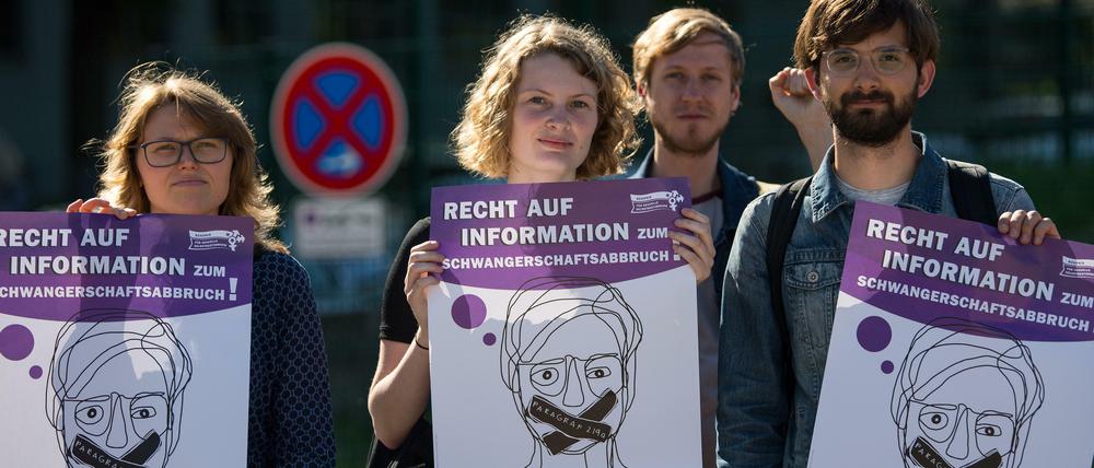 Protest gegen den Paragrafen 219a vor dem Ärztetag in Thüringen im vergangenen Jahr