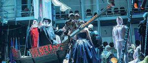 Auf zu neuen Ufern! Szene aus Meyerbeers „L’Africaine“ mit Robert Sellier, Daniel Blumenschein und dem Chor der Oper Halle.