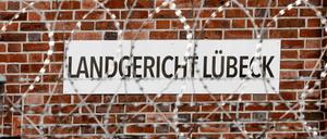 Vor dem Lübecker Landgericht hat der Vergewaltigungs-Prozess gegen einen 30-jährigen Mann aus dem Irak begonnen.