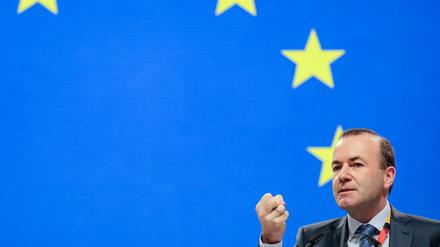 Der CSU-Europapolitiker und Fraktionschef der Europäischen Volkspartei, Manfred Weber, fordert klare Ansagen des britischen Parlaments.