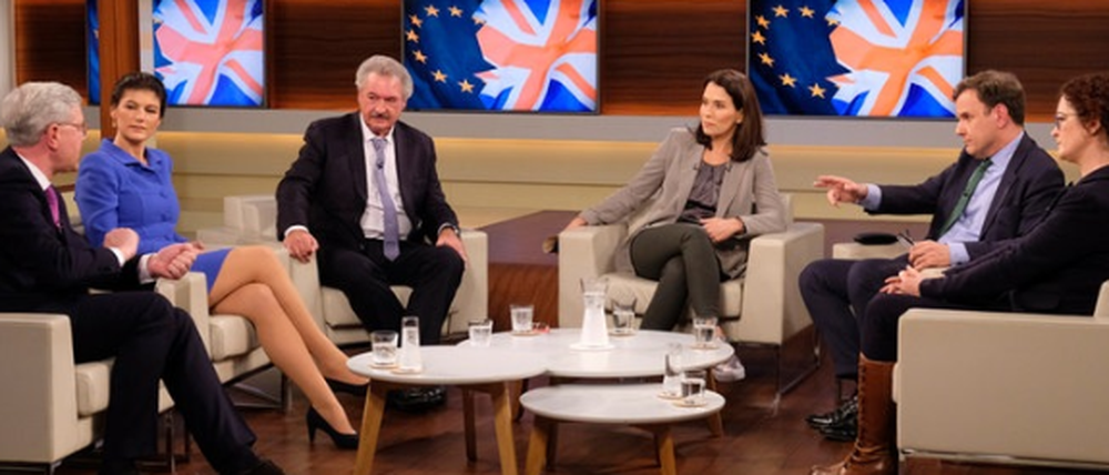 Debatte über das Brexit-Chaos: Anne Will und ihre Gäste