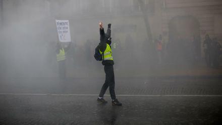 Das zehnte Wochenende in Folge haben sich in Frankreich zahlreiche ´Gelbwesten» zu Protesten versammelt.