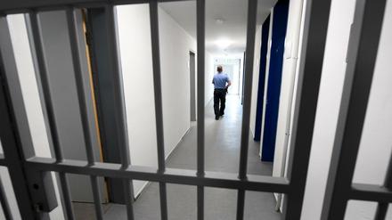 Abschiebegefängnis in Darmstadt. Hier kommt nur rein, wer raus soll - aus Deutschland.