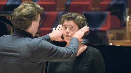 Der Klang muss fließen. Thomas Hampson arbeitet mit Jessica Dandy. 