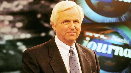 Mit Moderator Heiner Bremer (li.) strahlte RTL 1994 erstmals in Deutschland ein „Nachtjournal“ aus.