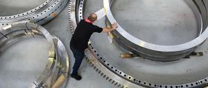 Ein Rad greift ins andere. Konjunkturforscher sollen rechtzeitig warnen, wenn es Fehler im System gibt.