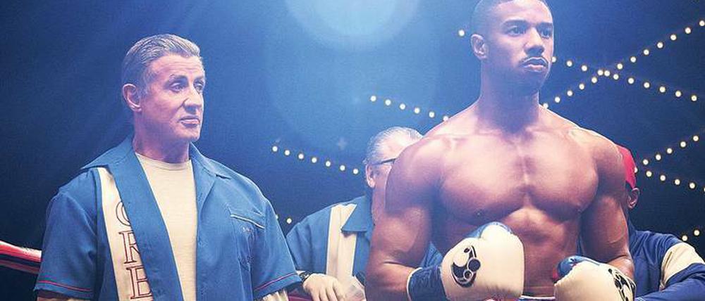 Vaterfigur. Rocky (Sylvester Stallone) glaubt nicht, dass sein Schützling Donnie (Michael B. Jordan) eine Chance hat.