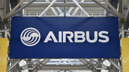 Das Logo des Flugzeugbauers Airbus. 