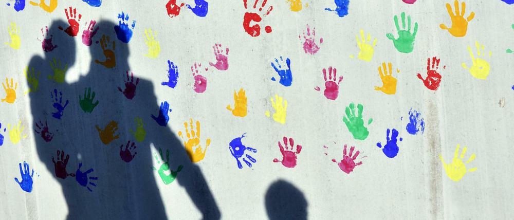 In Deutschland war eine Anpassung des Kindergeldes ins Ausland ebenfalls mehrfach diskutiert worden.
