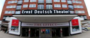 Ehrt einen großen jüdischen Theateremigranten: das Ernst Deutsch Theater in Hamburg.