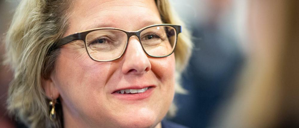 Svenja Schulze wünscht sich mehr Sachlichkeit in der Feinstaubdebatte.