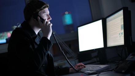 Immer im Dienst. Viele Berliner verzichten freiwillig auf ihren Feierabend. 