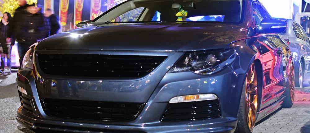 Fetisch Auto. Je näher das Ende des Pkw-Zeitalters rückt, desto stärker wird seine Idealisierung.