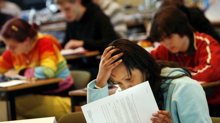Ein biografischer Bruch: Der Übergang von der Schule in Ausbildung oder Studium. Unicef will jetzt auch über-18-Jährigen helfen, ihren Weg zu finden.