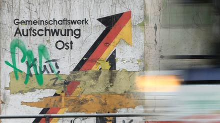 Aufschwung Ost - CDU und SPD ringen um ein Konzept, wie sie die Wahlkämpfe in Ostdeutschland bestreiten wollen.