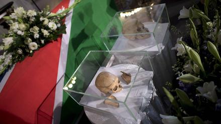 Anlässlich der Rückgabe von Schädeln und Gebeinen nach Namibia fand im August 2018 eine kirchliche Gedenkfeier in Berlin statt.