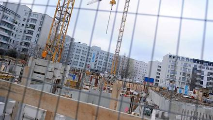 Gefragtes Gut: Bauland für neue Wohnungen gibt es in Berlin eigentlich genug. Trotzdem kommt der Neubau nicht schnell genug voran. 
