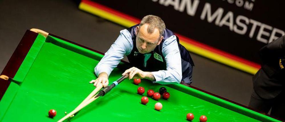 Titelverteidiger Mark Williams gewann sein Auftaktmatch in Berlin mit etwas Mühe.