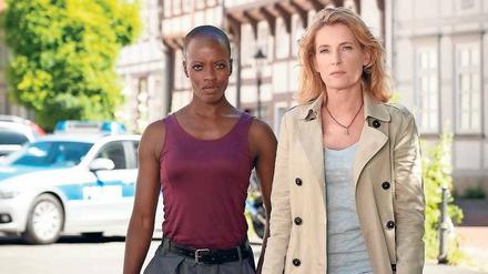 Auf Spurensuche in Göttingen. Die Ermittler Anais Schmitz (Florence Kasumba, l.) und Charlotte Lindholm (Maria Furtwängler) sind sich anfangs nicht sympathisch. 