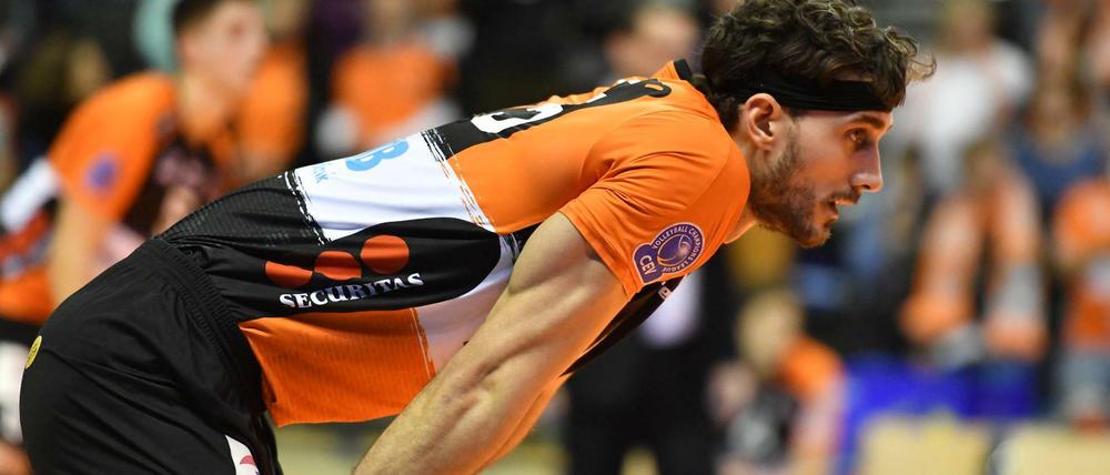 Warten auf den Aufschlag. Für Kyle Russell und die BR Volleys lief es in Düren besser als noch unter der Woche in der Champions League gegen Danzig.