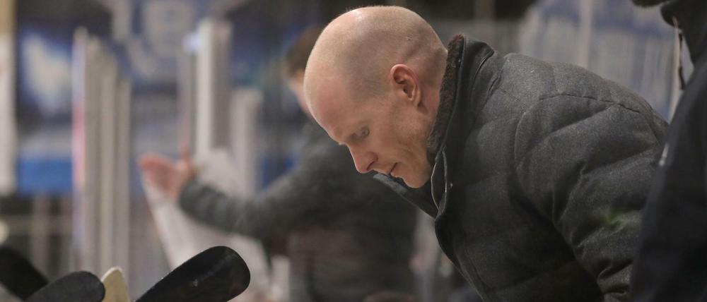 Der Neue. Toni Söderholm kann die Spieler der deutschen Eishockey Nationalmannschaft bislang voll überzeugen.