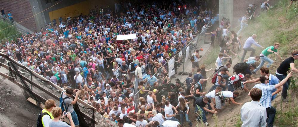 Im Juli 2010 starben bei der Loveparade in Duisburg 21 Menschen, 650 wurden verletzt.