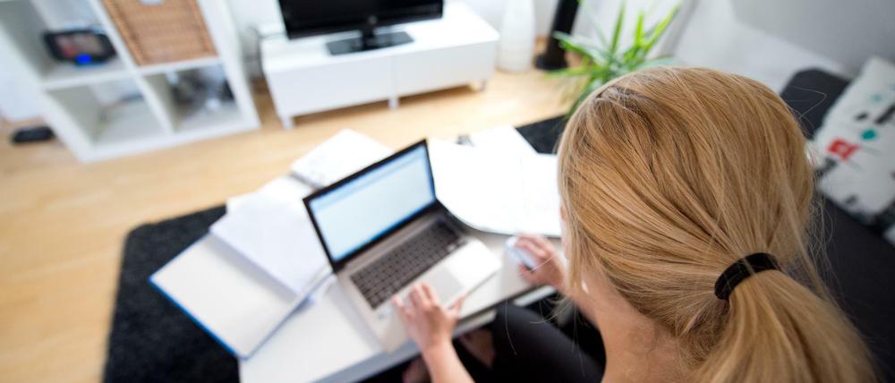 Nur zwölf Prozent der Beschäftigten dürfen von Zuhause aus arbeiten. ämen aber ihren Wunsch nach flexibler Arbeit erfüllt.
