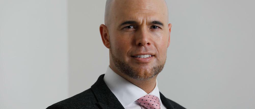 Joram van Klaveren trat früher für ein Verbot von Burkas und Minaretten ein.