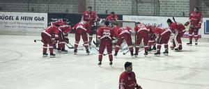 Zugig und eher ungemütlich. Die 3300 Zuschauer fassende Halle in Mellendorf ist die Heimat der Scorpions.