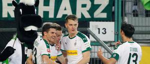 Da freut sich auch das Maskottchen. Nach 20 Spieltagen hatte Borussia Mönchengladbach nur 1970 und 1977 so viele Punkte auf dem Konto wie momentan – und wurde Meister.