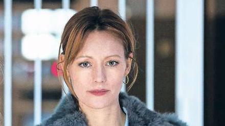 Miteinander statt gegeneinander: Lavinia Wilson wird als Isabel Voigt zur wichtigen Stütze von Kommissarin Heller. 