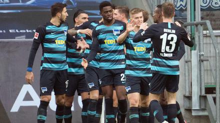 Es gab viel zu feiern für Hertha in Gladbach.